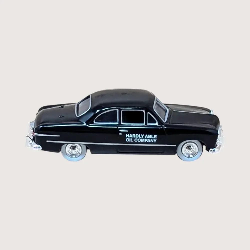 2000 ERTL Coastal 1920 Pierce Arrow Tanker & 1949 Ford Coupe Set